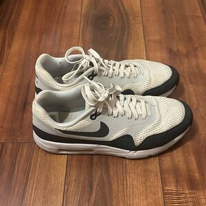 Nike air max size 10 men’s